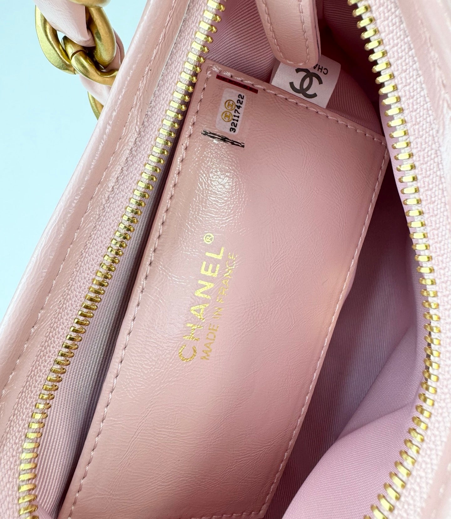 Chanel Sakura Pink Hobo Bag | 24K Gold Chunky Chain Strap | 22cm Lightweight Wax Leather Crossbody