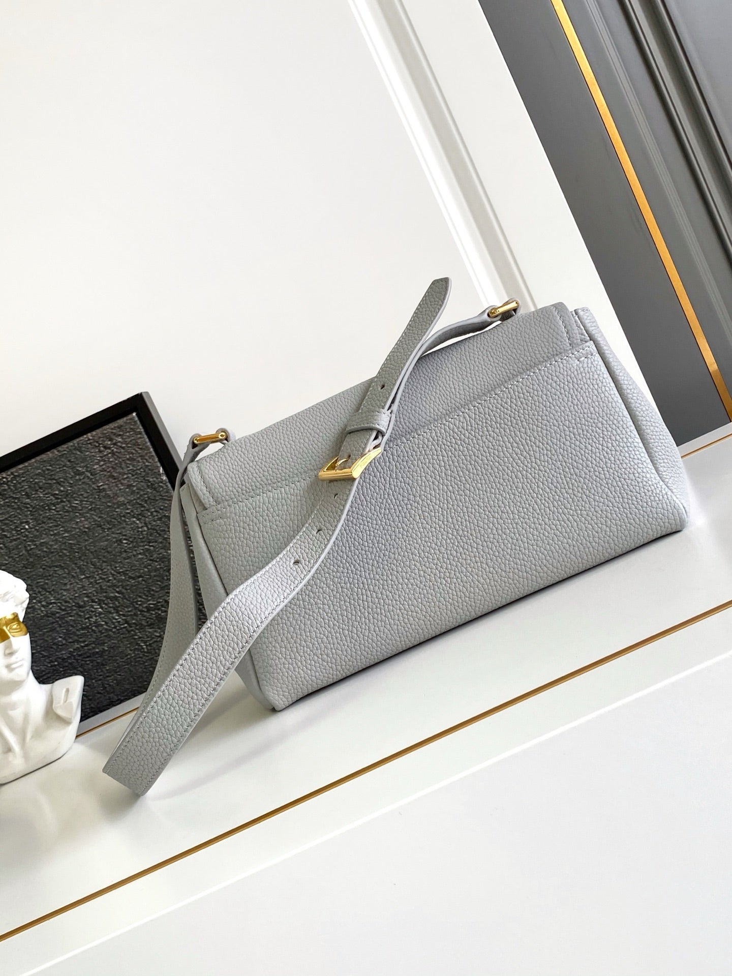 New Pebbled Leather Crossbody Bag 26x14x9.5cm | Adjustable Strap, Metal Logo & Spacious Design