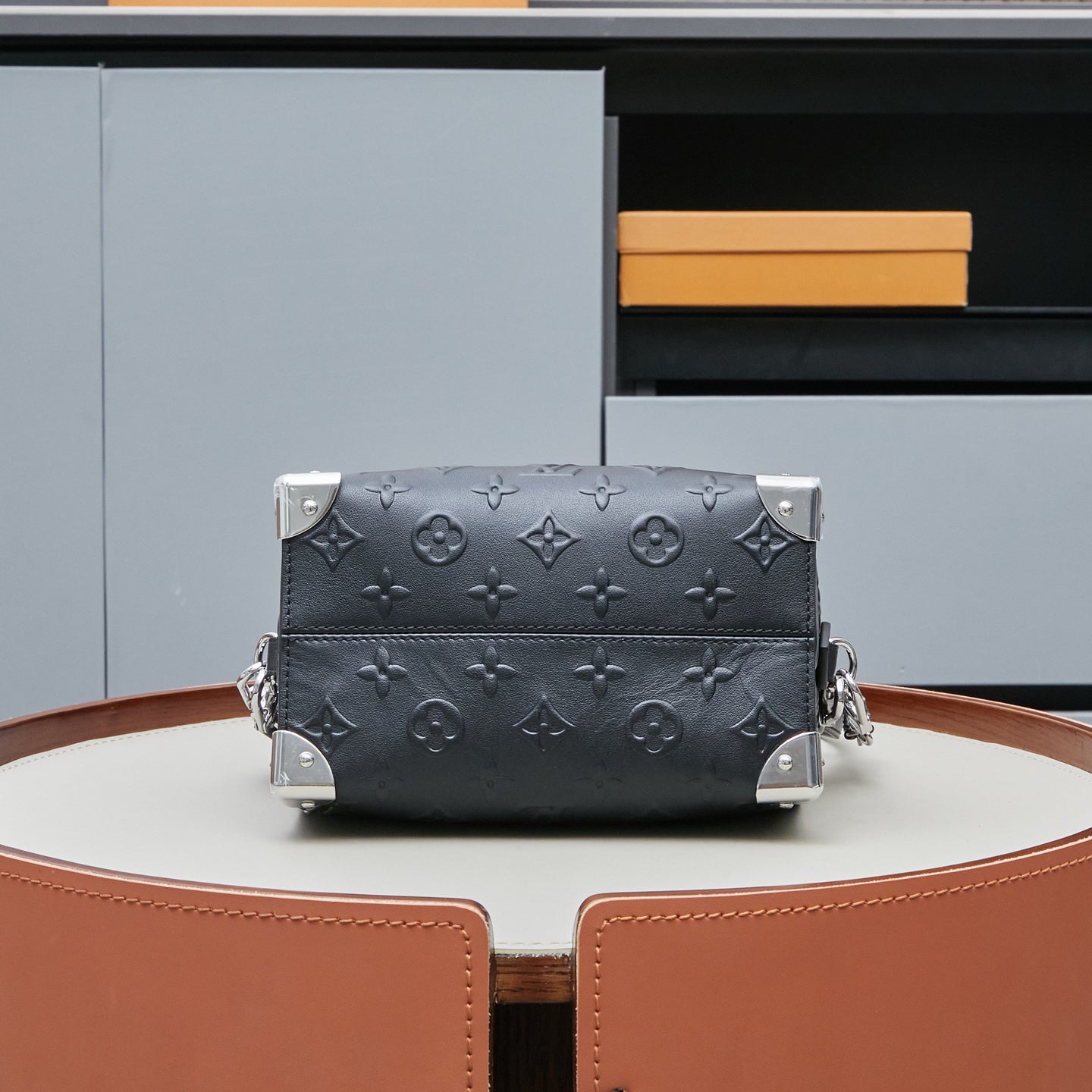 Louis Vuitton 2025 Cruise Collection Dynamic Monogram Bold Speedy 20 Trunk Handbag - Embossed Calfskin Metal Accents Detachable Chain Strap
