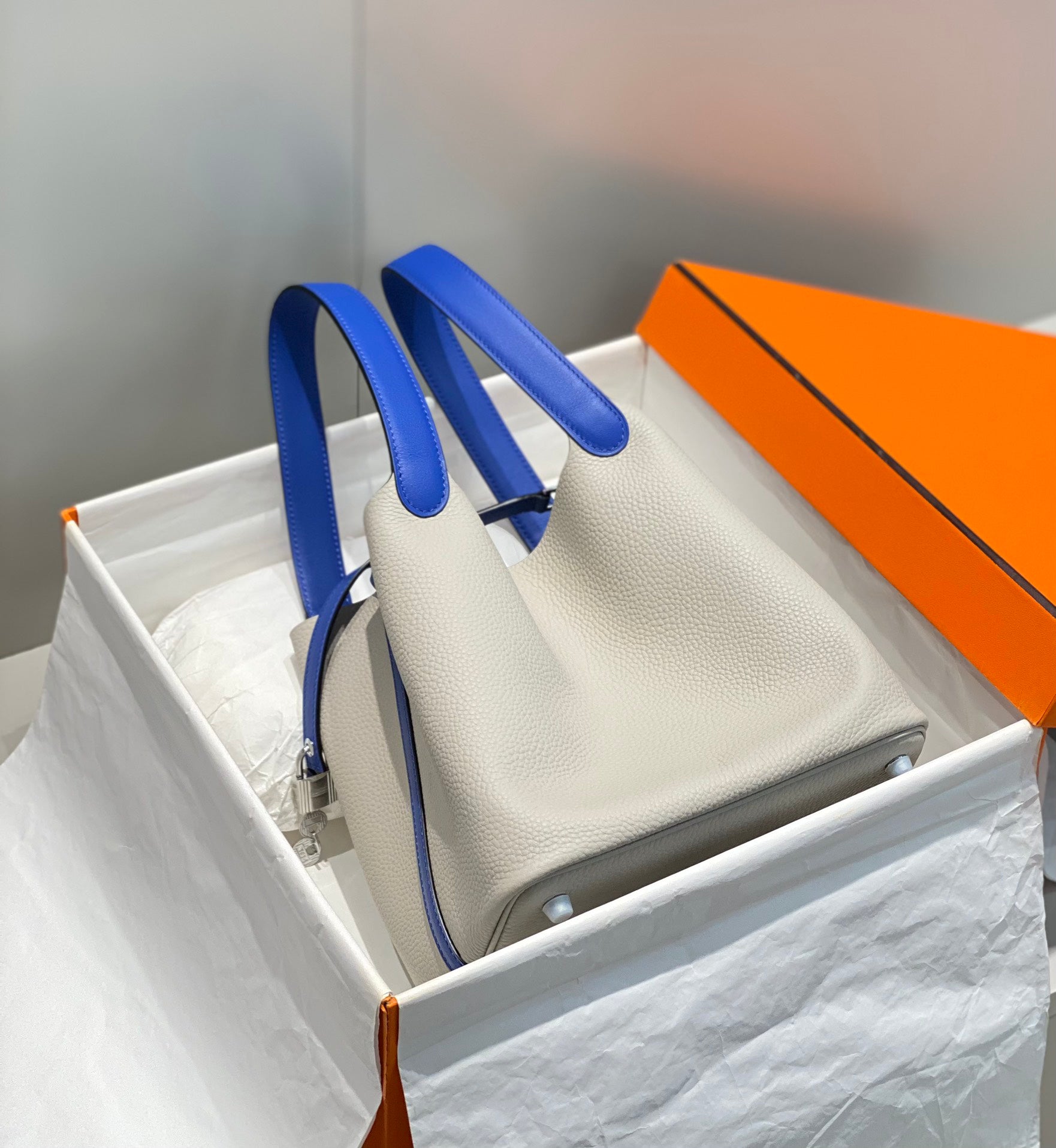 Hermès Picotin Lock 22cm Two-Tone Silver Bucket Bag | Gris Perle & Bleu Electrique Limited Edition