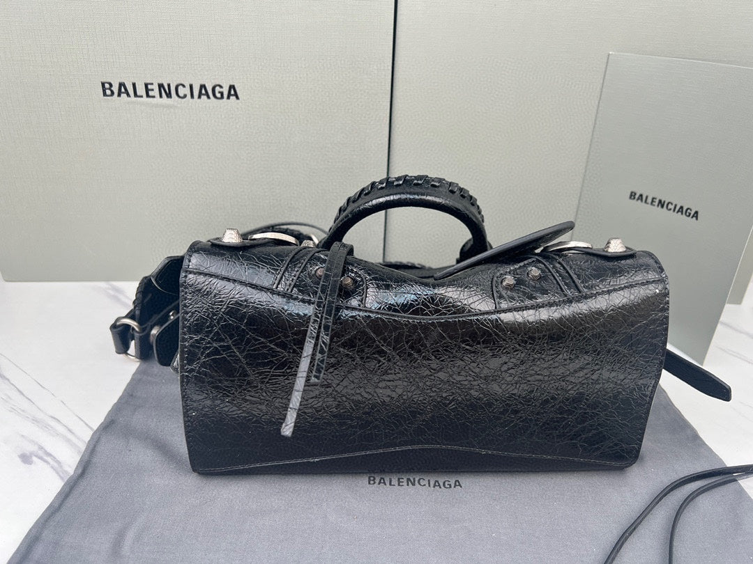 Black Paris Neo Cagole Biker Bag 2023 - Edgy Heart Mirror Bucket Bag | 26cm Statement Piece
