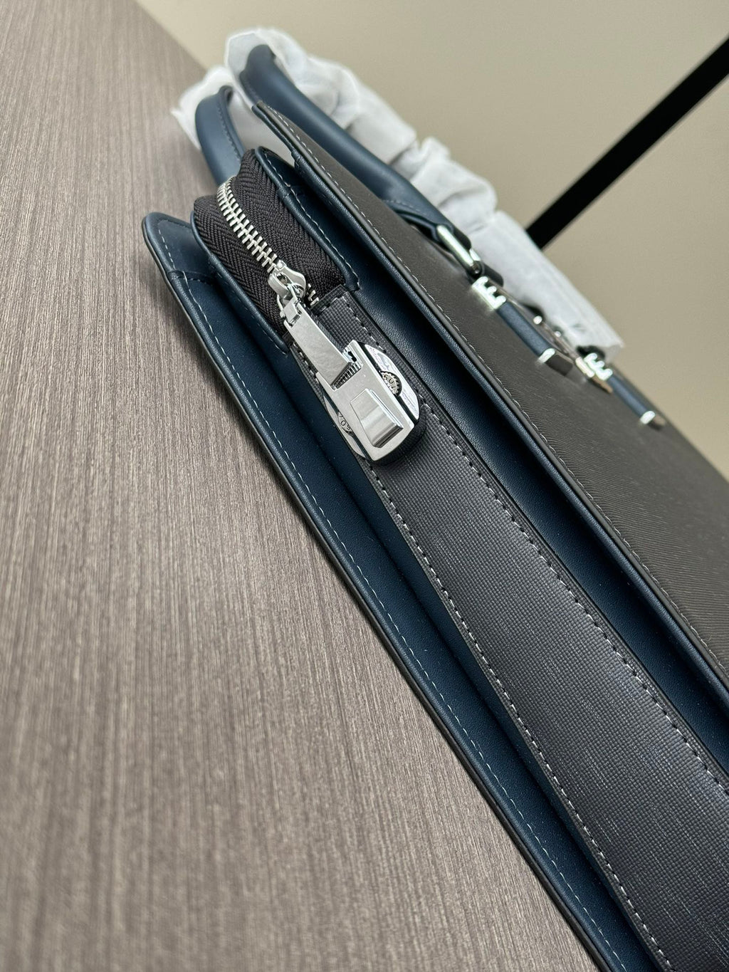 2024 Premium Business Lock Briefcase | Italian Textured Leather | Multi-Compartment Design | YKK Zipper
