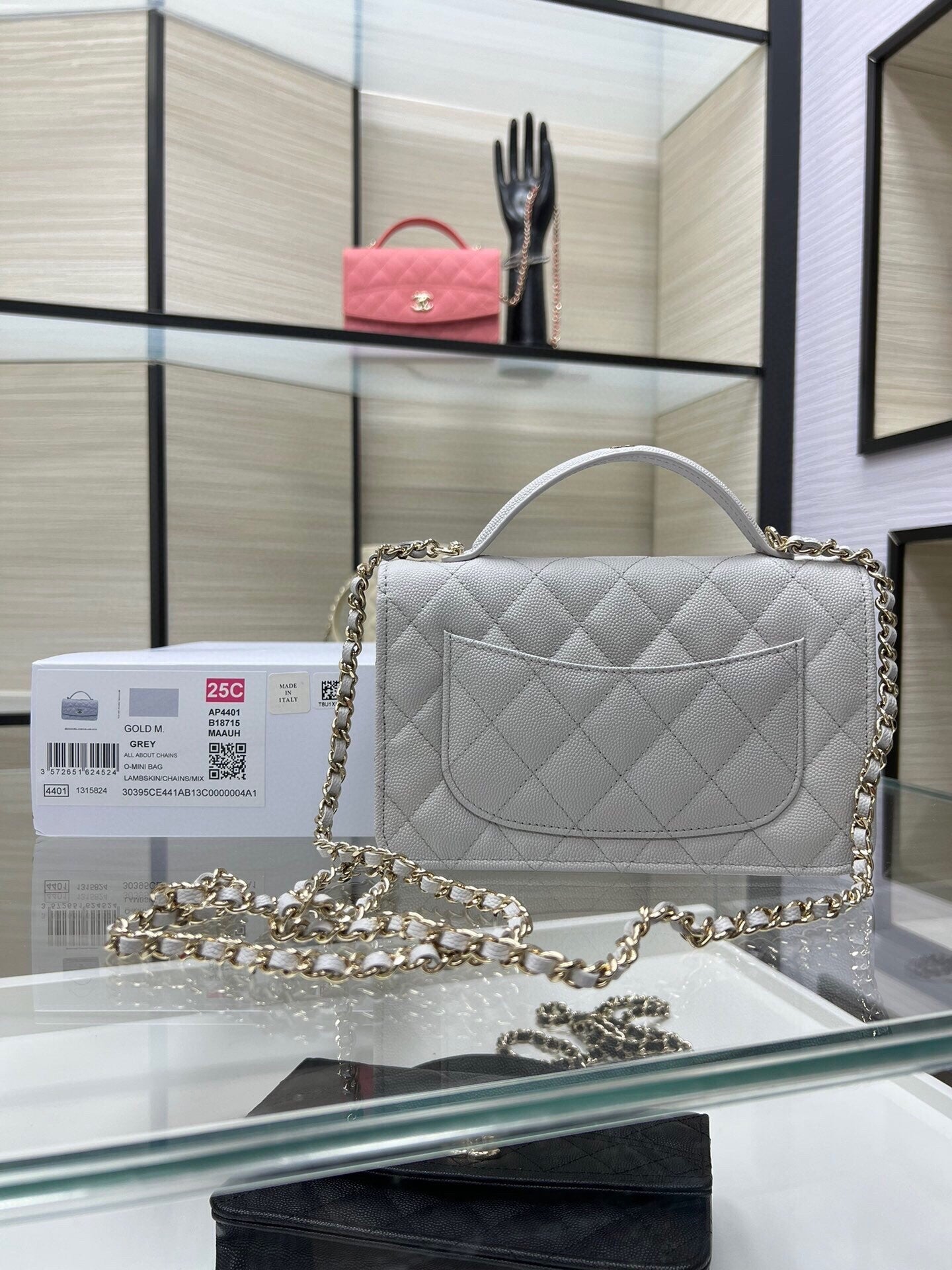 Ohanel 25C Early Spring WOC Top Handle Logo Gold-Tone Chain Bag | 19cm Grained Calfskin | Shoulder/Crossbody/Hand Carry