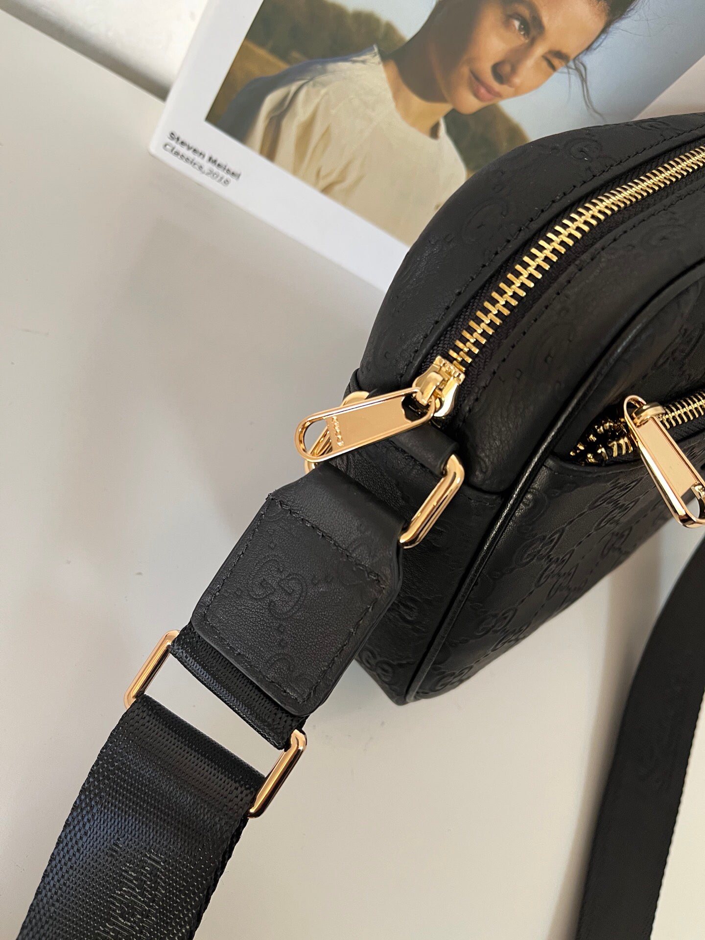 Men's Crossbody Bag for Business | Full-Grain Leather & Taiwan Tech Fabric | 27x18x7cm Anti-Theft Design
