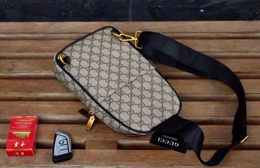 Men's Vintage Crossbody Bag | Full-Grain Leather Oversized Design | 31x18x5cm Custom Hardware
