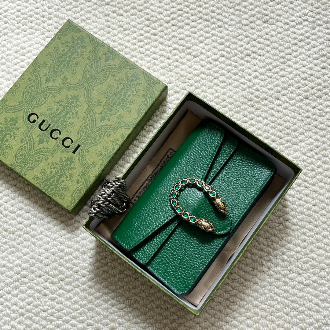 Gucci Dionysus Mini Bag – 16.5x10cm Khaki Green Calfskin, Tiger Head Buckle, Entry-Level Street Style Icon