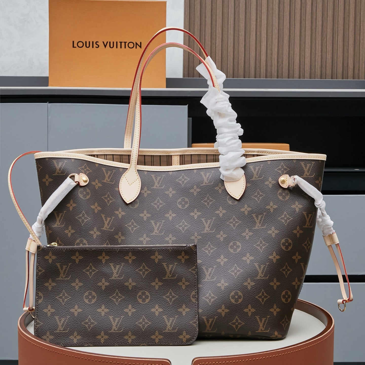 Louis Vuitton Neverfull Reimagined - Detachable Pouch & Dual-Tone Lining Archival Revival Tote