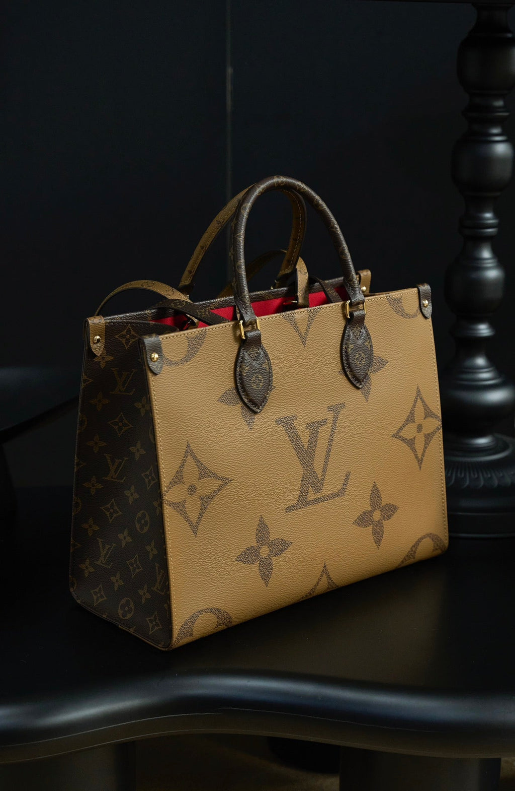 ONTHEGO Medium Handbag | Italy Dynamic Chip Code | Original Monogram & Reverse Canvas | Exclusive Launch with Gift Box