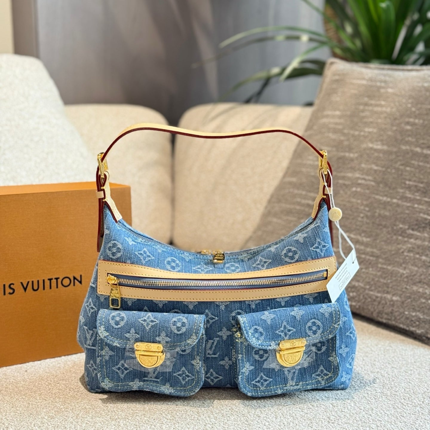 Louis Vuitton Vintage Denim Underarm Bag 30x10x19cm | Rare Limited Edition, Timeless Blue Denim Elegance
