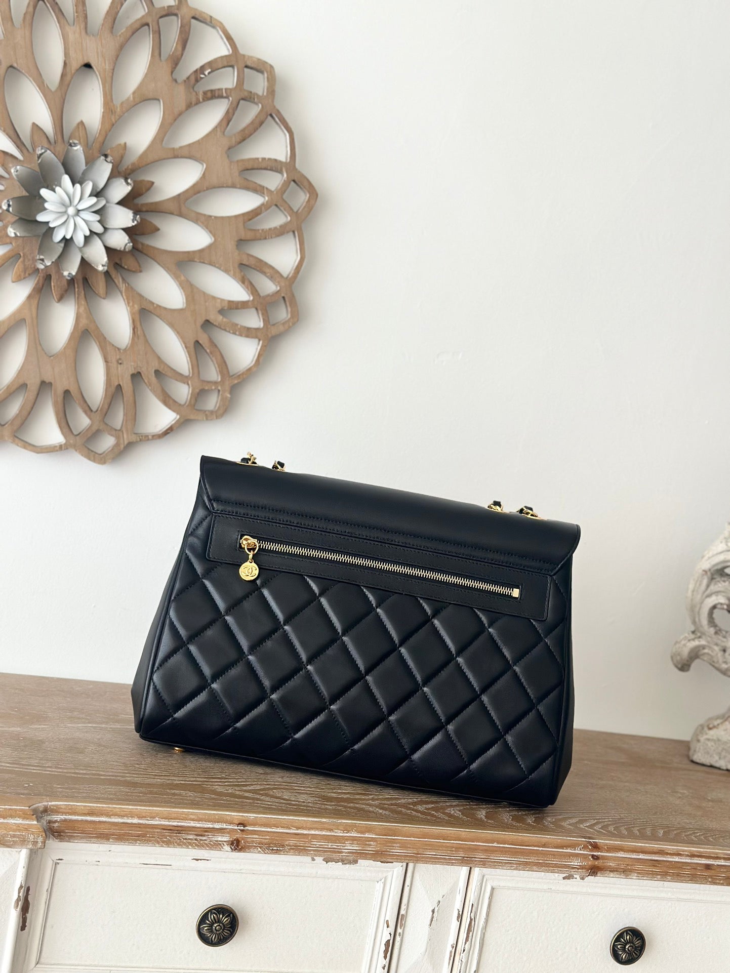 CHANEL Black Lamb Skin Double Chain Shoulder Bag 33x23x11cm | Caviar Quilted Series, Spacious Fiber Lining