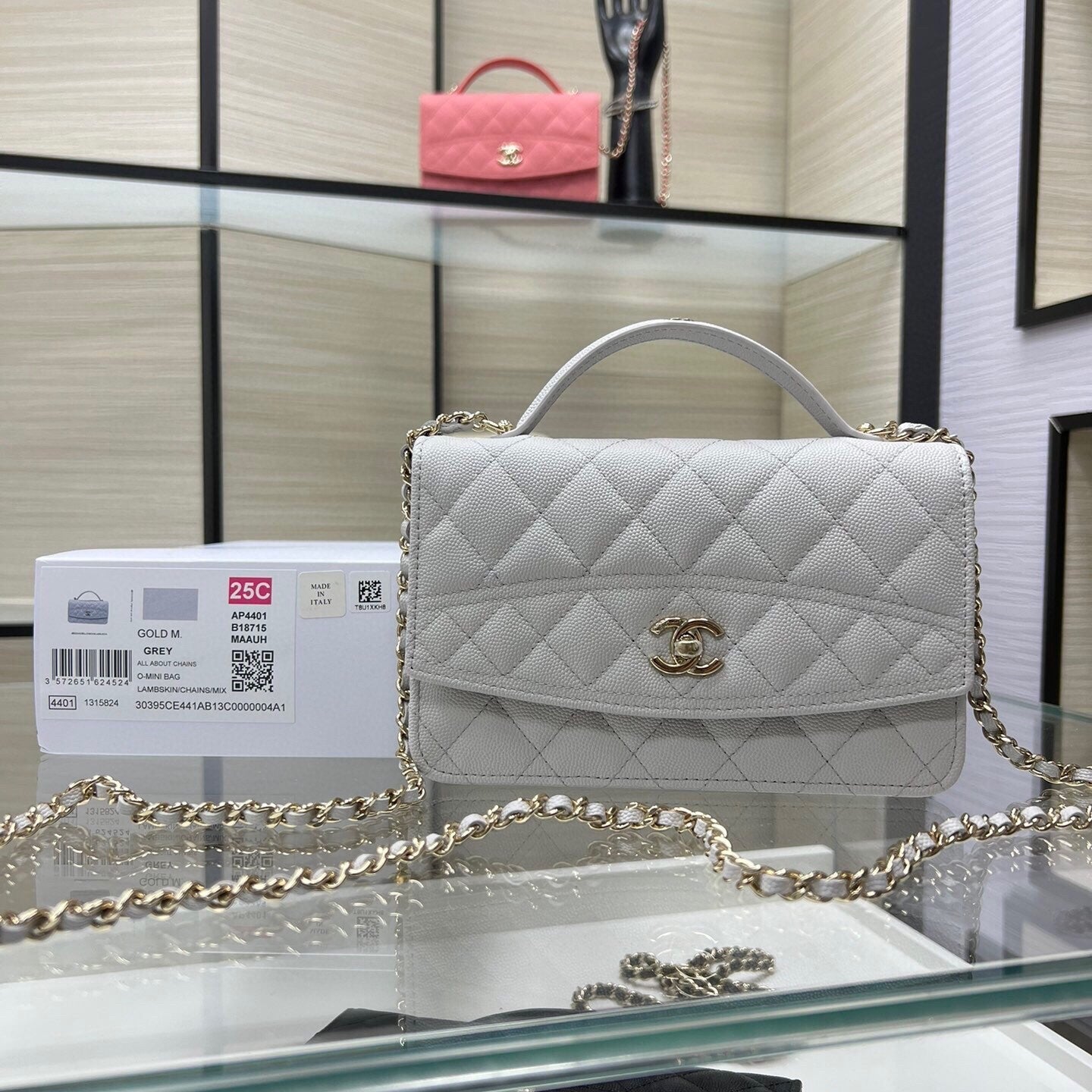 Ohanel 25C Early Spring WOC Top Handle Logo Gold-Tone Chain Bag | 19cm Grained Calfskin | Shoulder/Crossbody/Hand Carry